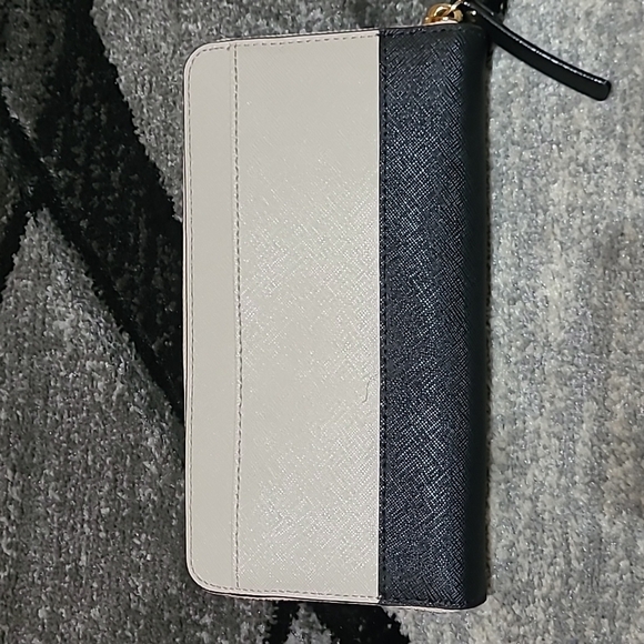 Kate Spade ♠️ Large Continental Crosshatch Cow-leather Wallet - Picture 7 of 15